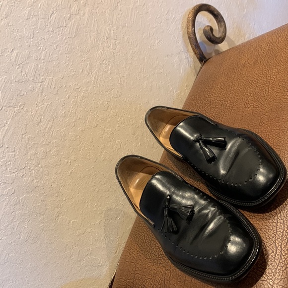 Men’s Alfani Classic Black Leather Loafers with tassels in great pre-owned shoes main image 5